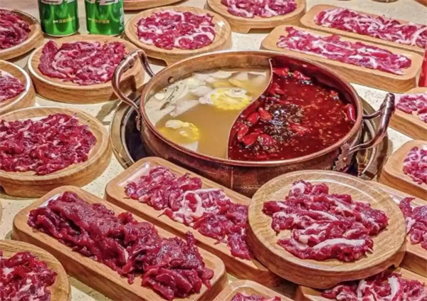 邱翠花鲜切牛肉自助火锅
