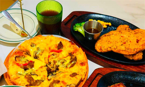 摩欧客意式餐厅