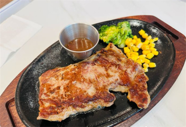 摩欧客意式餐厅