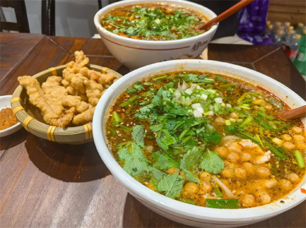 鲜港记米线