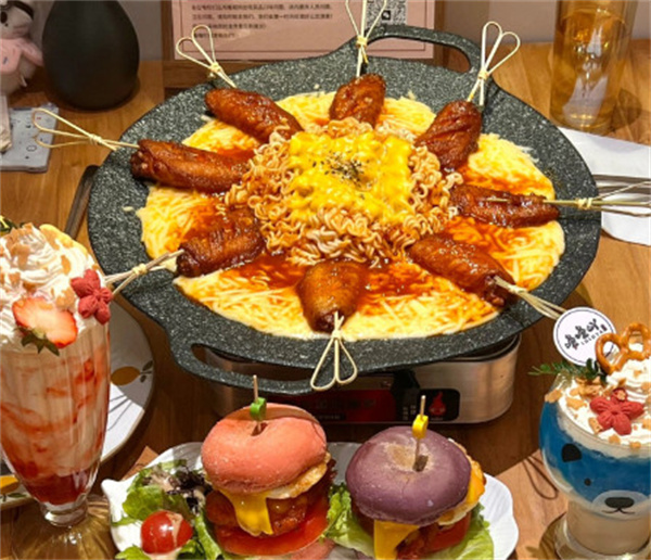 噜噜吖小食院