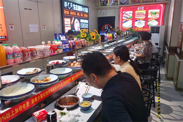 醉巴厨旋转小火锅