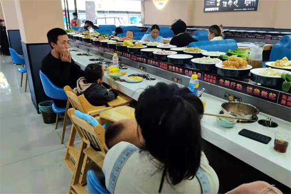 醉巴厨旋转小火锅