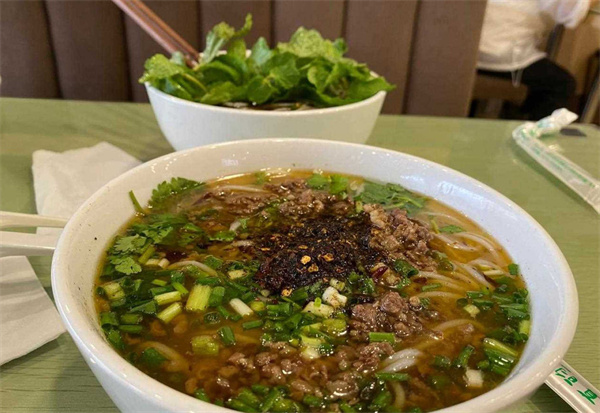 拽米线