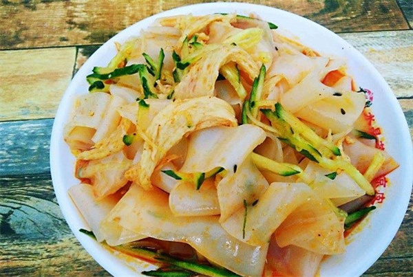 苗太郎水晶芝麻凉皮