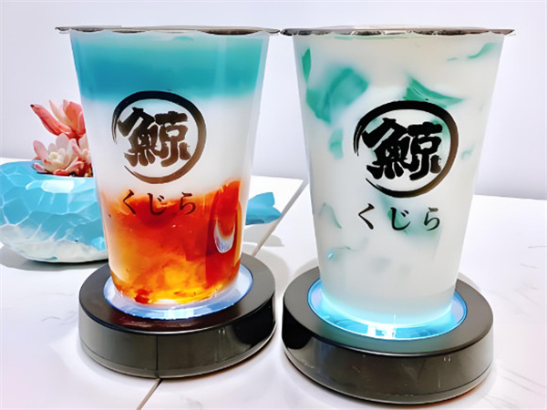 琉璃鲸奶茶