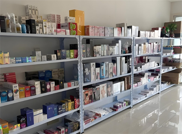 声色野马成人店