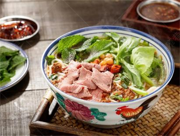 窄巷口生烫牛肉米线加盟费
