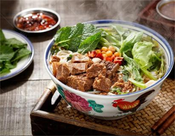 窄巷口生烫牛肉米线加盟费
