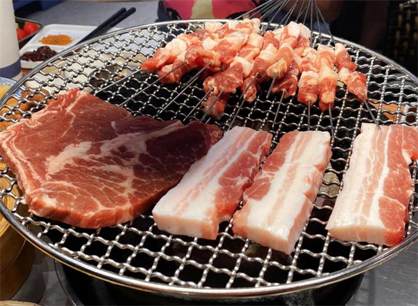 坡摊烤肉