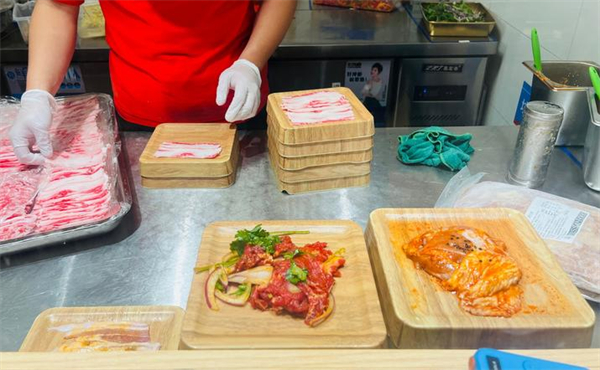 李宝顺朝鲜族自助烤肉加盟费