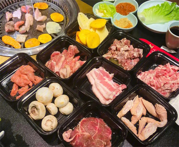 钱占里烤肉加盟费