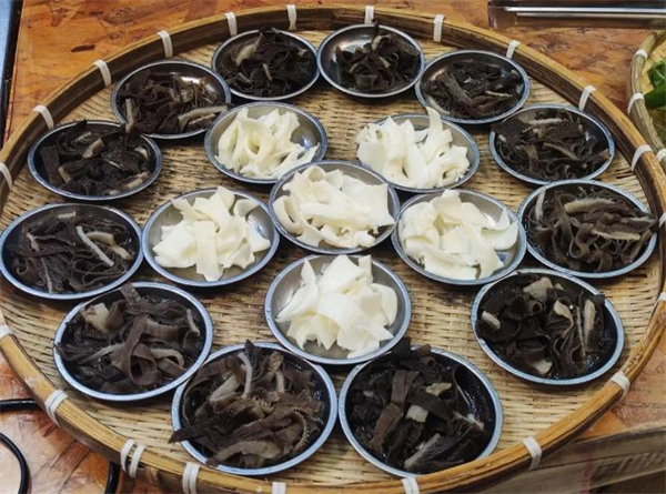 阿秋嫂生烫牛肉米线