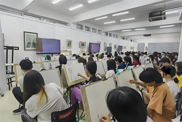 美术培训加盟费