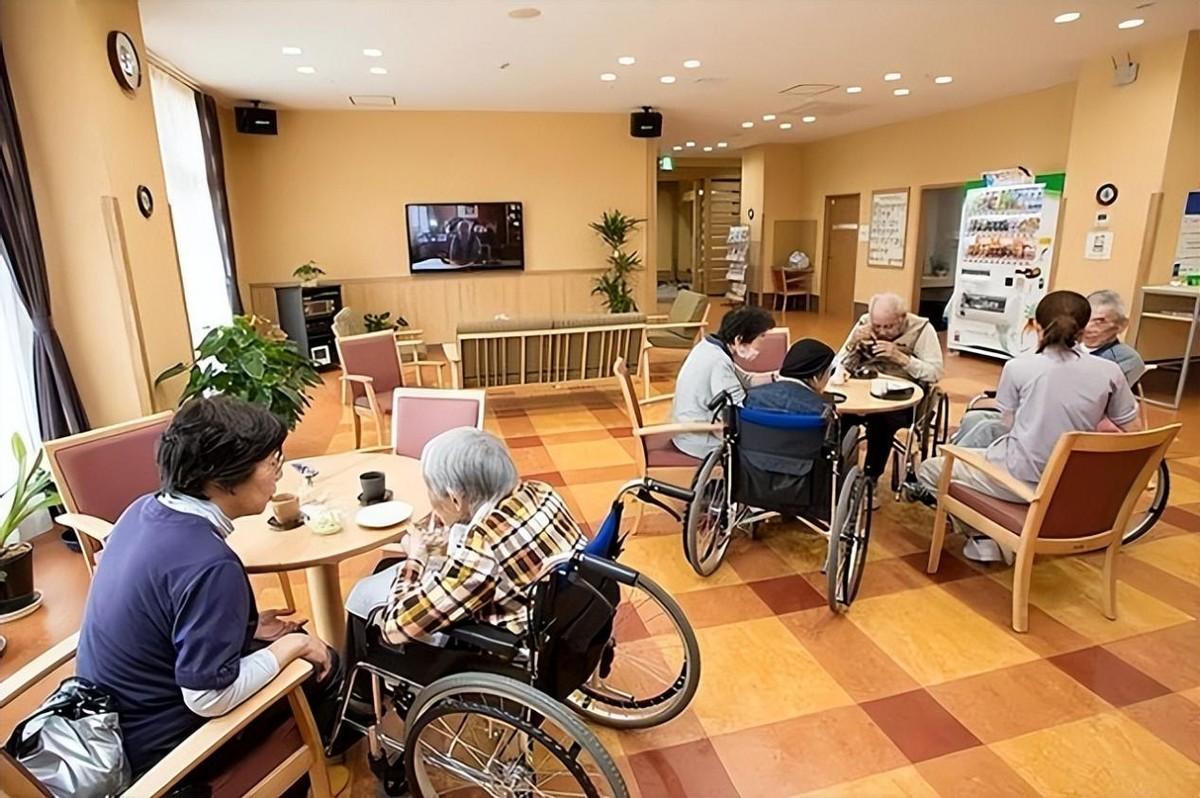 老龄化急速加剧！在上海个人开办养老院挣钱吗？